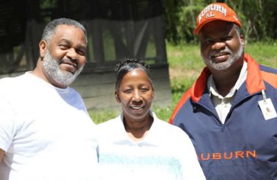 Anthony Ray Hinton and his best friend Lester Bailey, with his wife. (Ruth Hopkins)